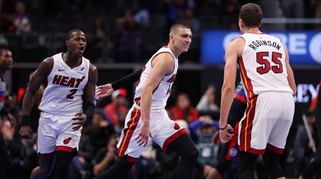 טיילר הירו וטרי רוזייר (צילום: Gregory Shamus)