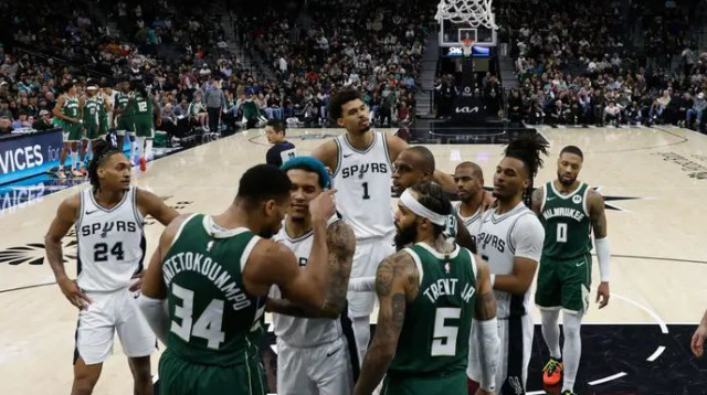 זעם. יאניס (צילום: GettyImages, Ronald Cortes)