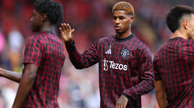 מרכוס רשפורד שחקן מנצ'סטר יונייטד בחימום (צילום: רויטרס)