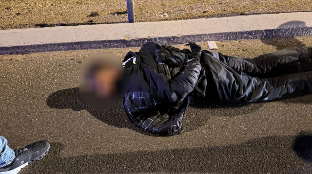 מעצר החשוד (צילום: דוברות המשטרה)