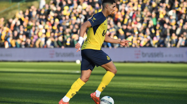 ענאן חלאילי שחקן אוניון סן ז'ילואז (צילום: GettyImages, JILL DELSAUX/AFP)