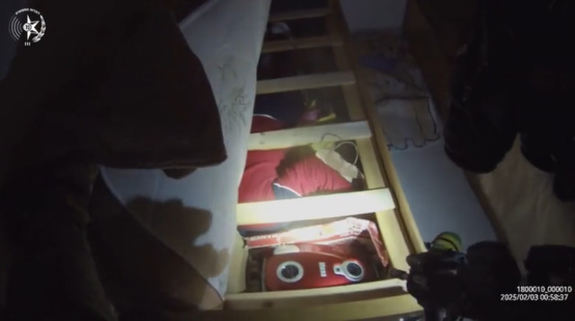 מעצר המבוקש בשכם (צילום: דוברות המשטרה)