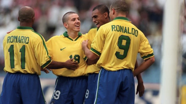 כוכבי נבחרת ברזיל חוגגים (צילום: Matthew Ashton - EMPICS / Contributor)