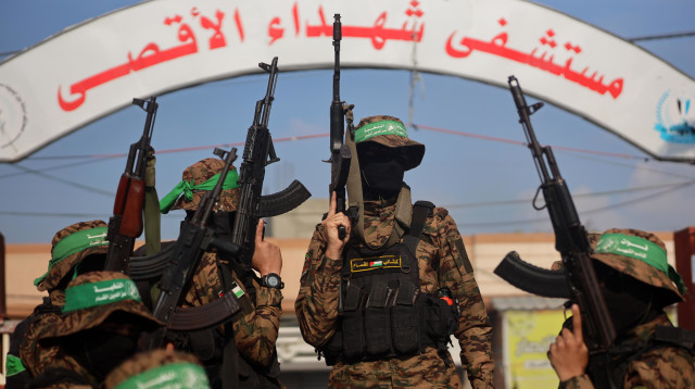 מחבלי חמאס ברצועת עזה (צילום: מג'די פתחי/TPS)