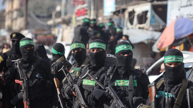 מחבלי חמאס ברצועת עזה (צילום: מג'די פתחי/TPS)