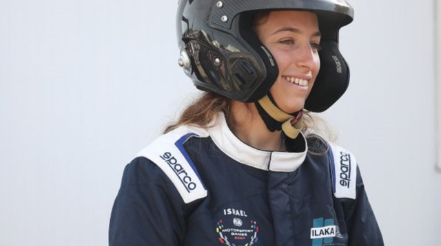 נהגת המרוצים יובל רביץ  (צילום: יח"צ)