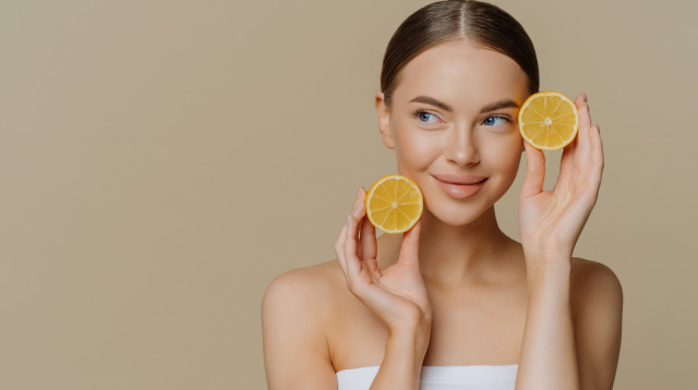 מסכת פנים מתפוזים (צילום: אינג אימג')