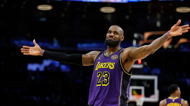 שחקן גולדן סטייט ווריירס לברון ג'יימס (צילום: GettyImages, Ronald Martinez)