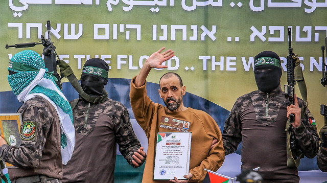 אלי שרעבי (צילום: פלאש 90, עבד אל רחים חטיב)