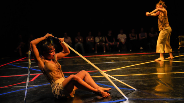 מופע המחול "Jiki" (צילום: אפרת מזור)