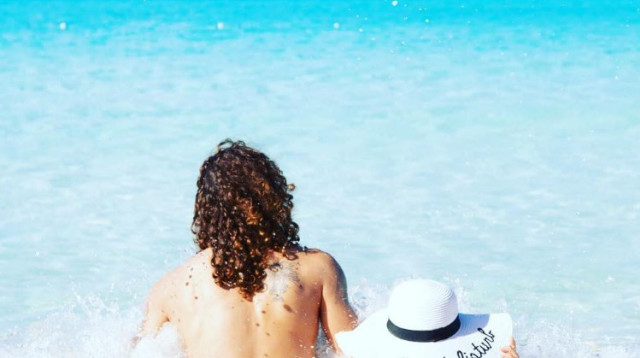 קרוז בעירום. רק לא בחדר אוכל (צילום: מתוך עמוד האינסטגרם Bare Necessities Tour & Travel)