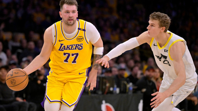 לוקה דונצ'יץ', לוס אנג'לס לייקרס, מול לאורי מרקאנן, יוטה ג'אז (צילום: רויטרס)