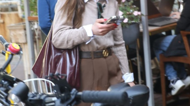 שרית פולק, פפראצי (צילום: פול סגל)