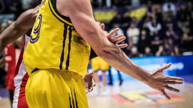 עונה מאכזבת לחולון. יפתח זיו (צילום: דני מרון)