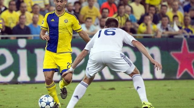 גילי ורמוט במדי מכבי תל אביב בליגת האלופות (צילום: JACK GUEZ)