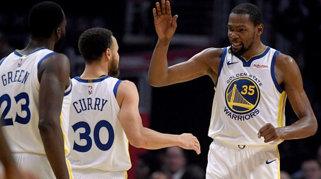 קווין דוראנט סטף קרי גולדן סטייט (צילום: AFP)