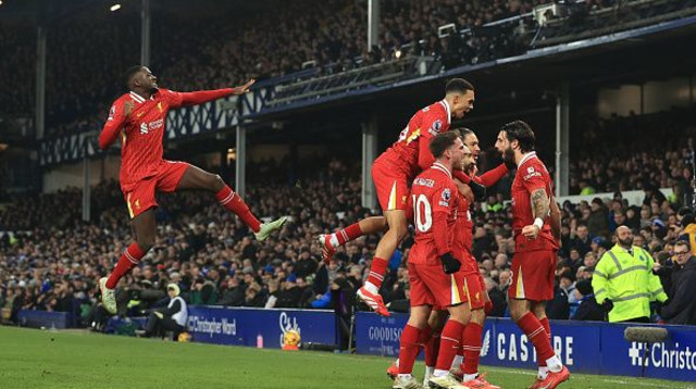 איברהימה קונאטה ליברפול (צילום: Simon Stacpoole/Offside)