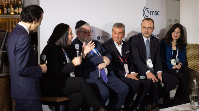 ועידת הביטחון במינכן (צילום: רוברט גונגול)