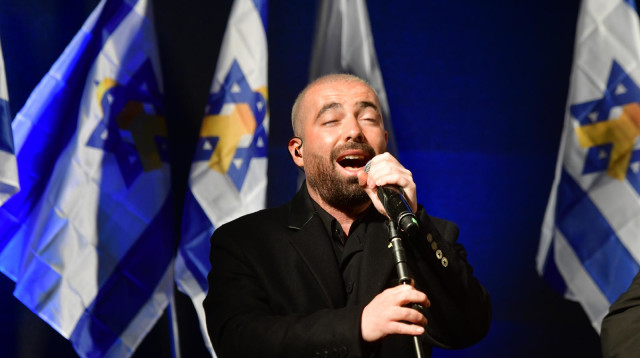 עומר אדם  (צילום: אבשלום ששוני)