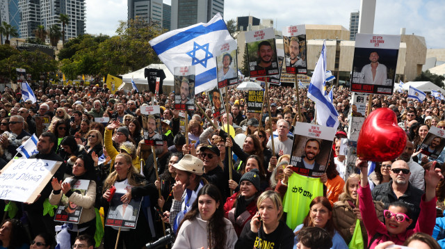 כיכר החטופים (צילום: רויטרס)