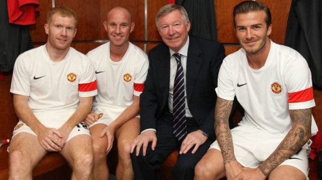 דייויד בקהאם אלכס פרגוסון פול סקולס (צילום: John Peters)