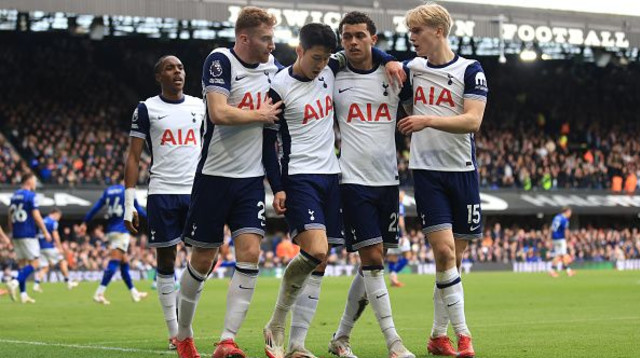 טוטנהאם ברנן ג'ונסון (צילום: Stephen Pond)