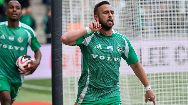 דיא סבע שחקן מכבי חיפה חוגג שער (צילום: דני מרון)