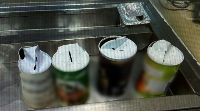 שוד קופות הצדקה בטמרה (צילום: מצלמות אבטחה)