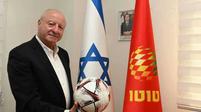 שבתאי צור (צילום: ראובן שוורץ)