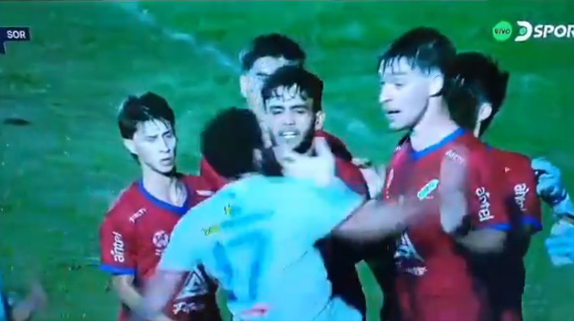 אלימות בלתי נתפסת, אורוגוואי (צילום: צילום מסך, טוויטר)