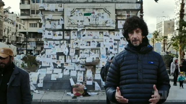 איתי אנגל בדמשק - "עובדה" (צילום: צילום מסך קשת 12)