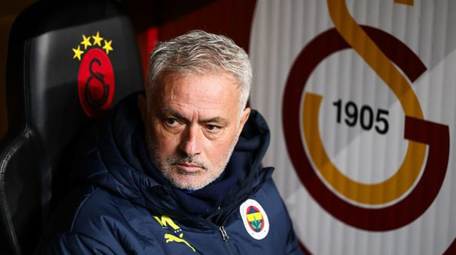 טורקיה סוערת בעקבות דבריו. ז'וזה מוריניו (צילום: Ahmad Mora / Stringer)