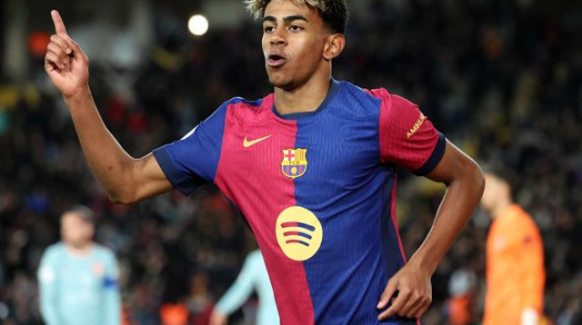 לאמין ימאל חוגג (צילום: NurPhoto)