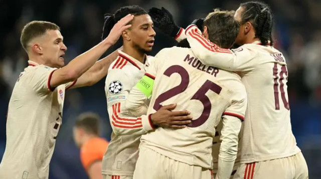 המהפך של באיירן מינכן הושלם עד המחצית (צילום: GettyImages, INA FASSBENDER/AFP)