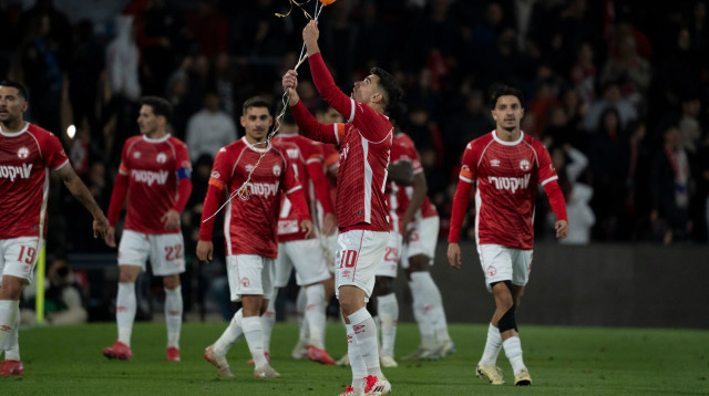 דן ביטון שחקן הפועל באר שבע (צילום: שירה קז)