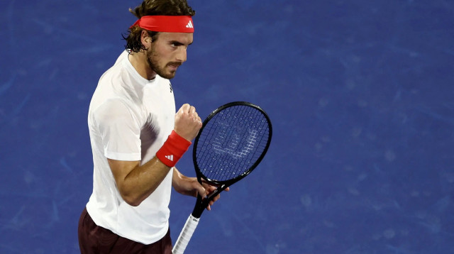 סטפנוס ציציפאס טניסאי יווני (צילום: רויטרס)