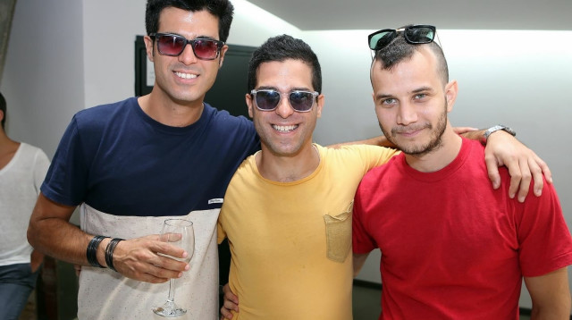 מיכאל מושונוב עידו מוסרי וטל מוסרי (צילום: רפי דלויה)