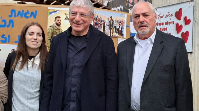 ישראל קריסטל,  אלוף (מיל) אליעזר שקדי,  נתלי בוקריס (צילום: אבי חיים)