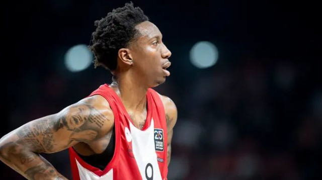 לומד סגנון אחר. סייבן לי (צילום: GettyImages, Panagiotis Moschandreou/Euroleague Ba)