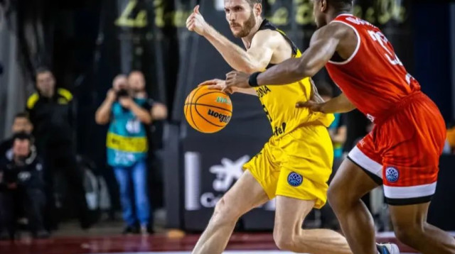 שחקן טנריפה מרסליניו הוארטס (צילום: אתר רשמי, fiba.com)