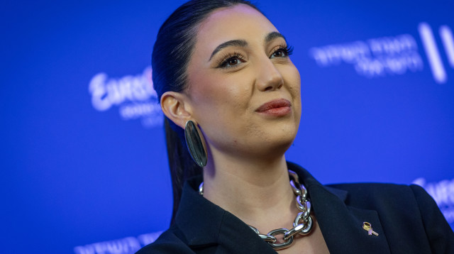 יובל רפאל במסיבת עיתונאים לקראת אירוויזיון 2025 (צילום: יונתן זינדל, פלאש 90)