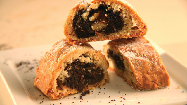 גלילות בצק פריך  (צילום: פסקל פרץ-רובין)