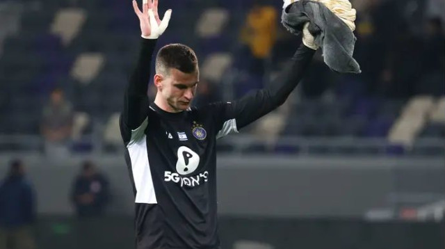 סלוגה. מכבי ת"א תצרף שוער על חשבונו? (צילום: דני מרון)