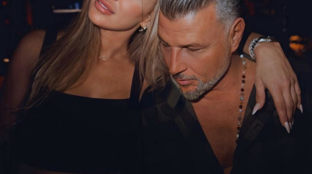 איציק זוהר ובת הזוג החדשה (צילום: פרטי)