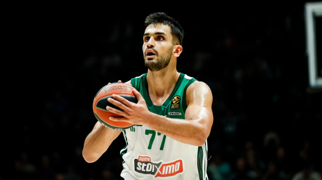 עומר יורצבן, פנאתינייקוס (צילום: GettyImages, Roberto Finizio)