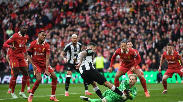 ליברפול נגד ניוקאסל בגמר גביע הליגה (צילום: Harriet Massey)