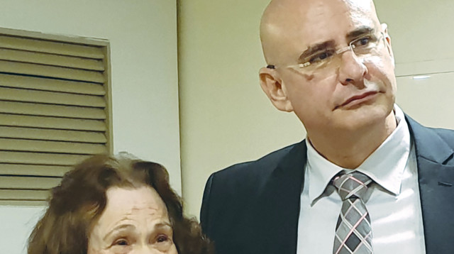 ניר קיפניס ואימו (צילום: פרטי)