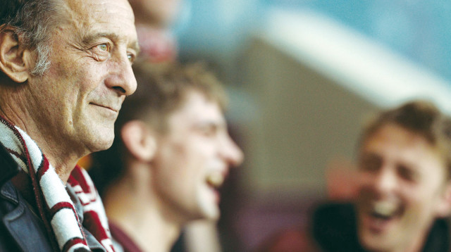 לשחק באש (צילום: פליסיטה קוריוזה פילמס)