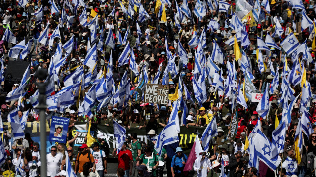 מחאה לשחרור החטופים (צילום: רויטרס)