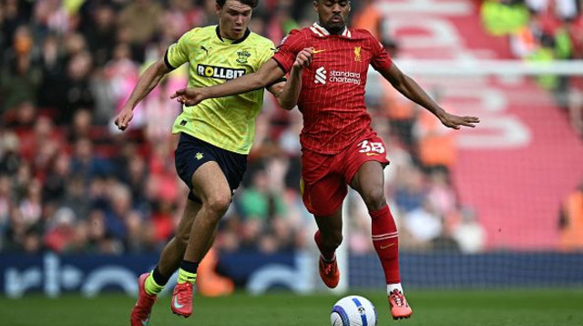 דיבלינג מול גראבנברך (צילום: PAUL ELLIS)